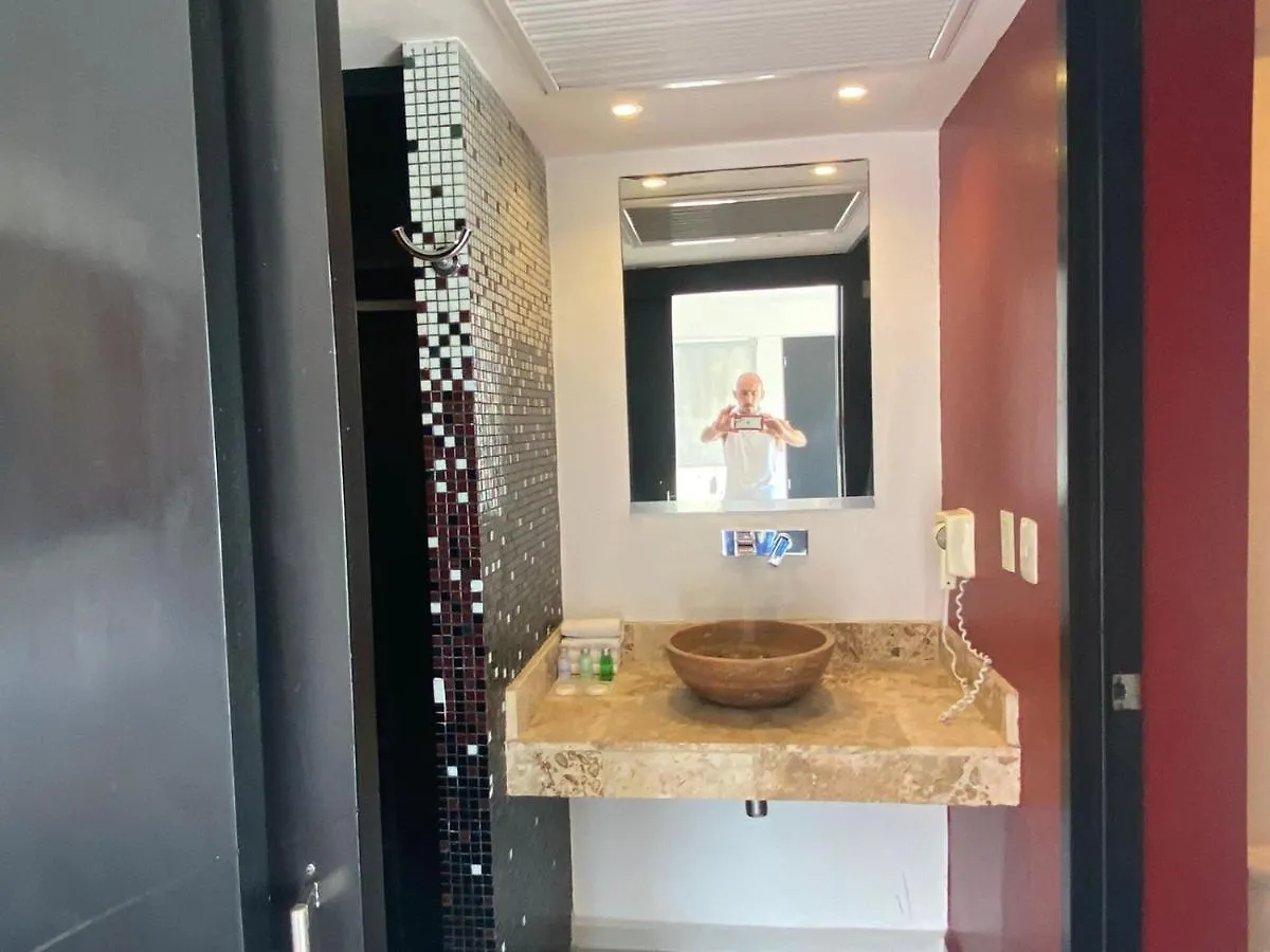 Hotel Boutique Cache 3*, Playa del Carmen